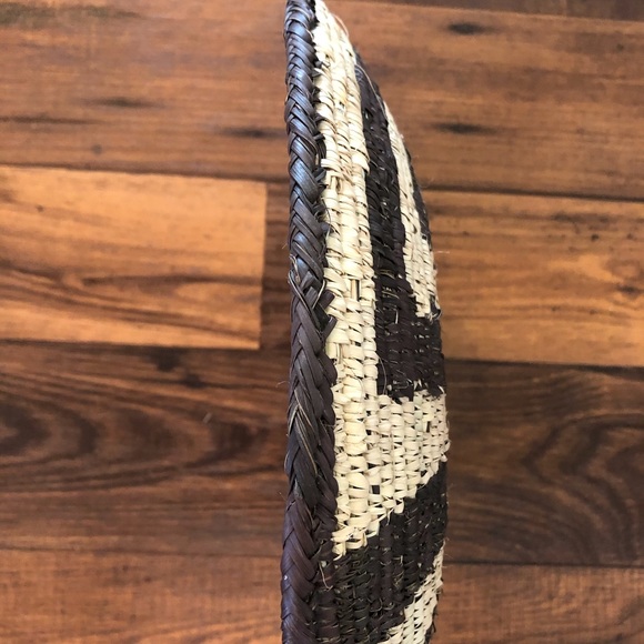 Southwest style boho basket. Great for wall decor - Picture 4 of 4